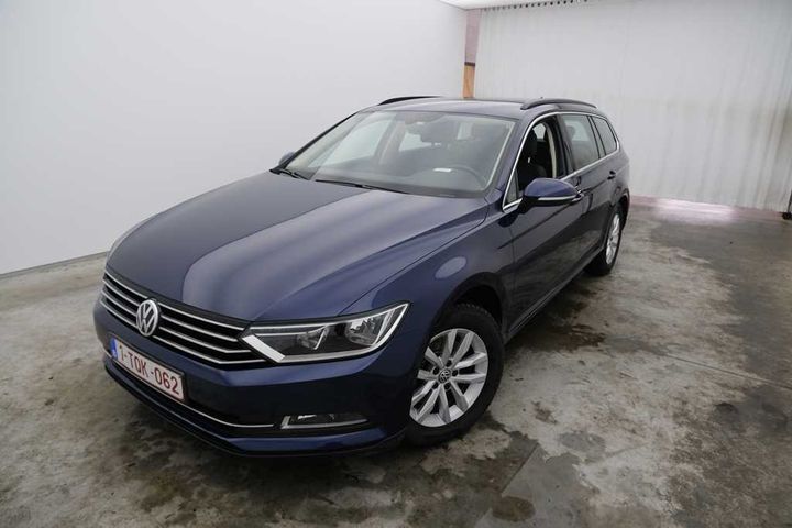 Photo 1 VIN: WVWZZZ3CZJE114212 - VOLKSWAGEN PASSAT 