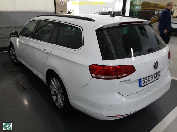 Photo 12 VIN: WVWZZZ3CZJE115850 - VOLKSWAGEN PASSAT 