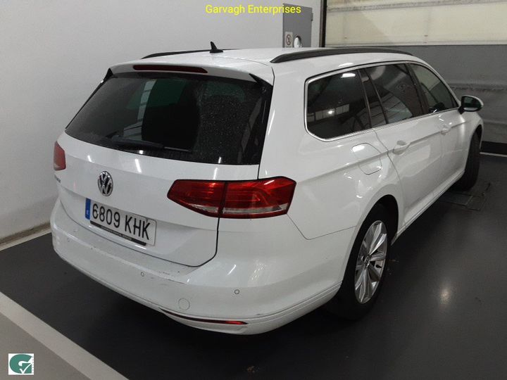 Photo 19 VIN: WVWZZZ3CZJE115850 - VOLKSWAGEN PASSAT 