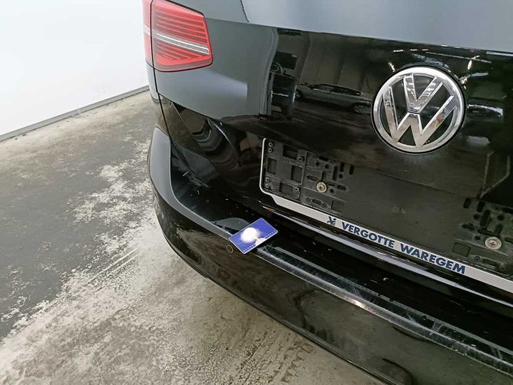 Photo 32 VIN: WVWZZZ3CZJE117327 - VOLKSWAGEN PASSAT 