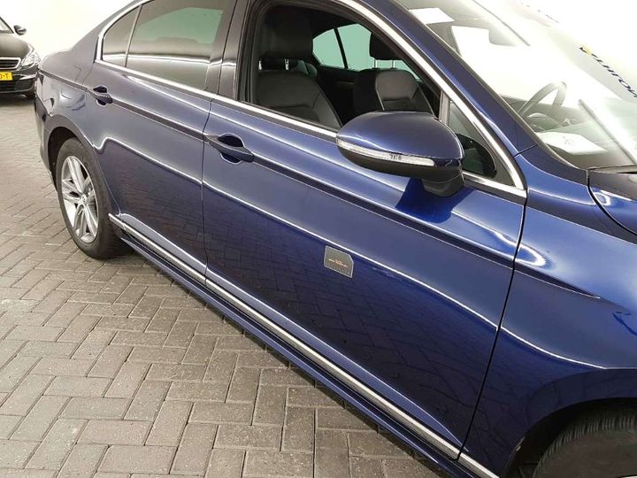 Photo 20 VIN: WVWZZZ3CZJE121896 - VOLKSWAGEN PASSAT 