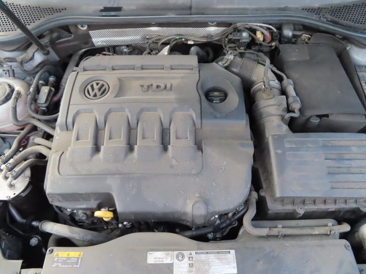 Photo 13 VIN: WVWZZZ3CZJE122897 - VOLKSWAGEN PASSAT 