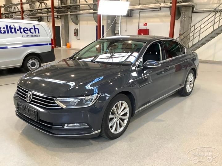 Photo 1 VIN: WVWZZZ3CZJE122999 - VOLKSWAGEN PASSAT 