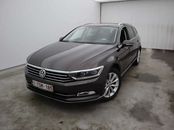 Photo 1 VIN: WVWZZZ3CZJE130662 - VOLKSWAGEN PASSAT 