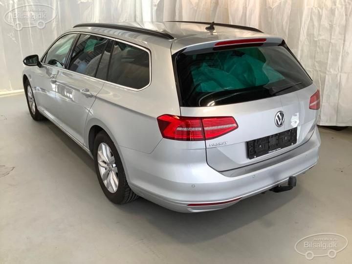 Photo 3 VIN: WVWZZZ3CZJE130861 - VOLKSWAGEN PASSAT 