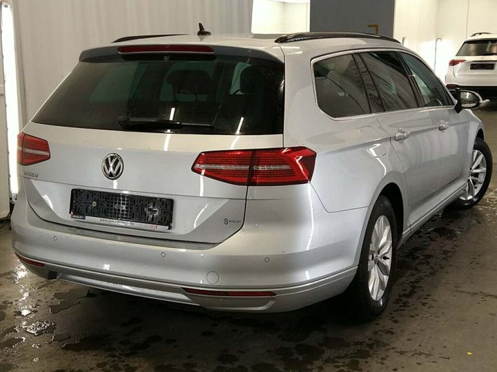 Photo 2 VIN: WVWZZZ3CZJE131748 - VOLKSWAGEN PASSAT 