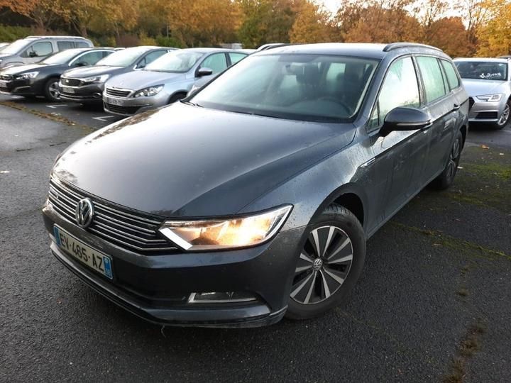 Photo 1 VIN: WVWZZZ3CZJE131831 - VOLKSWAGEN PASSAT 