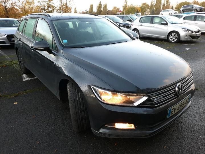 Photo 2 VIN: WVWZZZ3CZJE131831 - VOLKSWAGEN PASSAT 