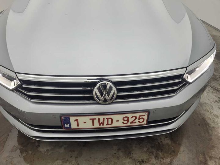 Photo 5 VIN: WVWZZZ3CZJE133959 - VOLKSWAGEN PASSAT 