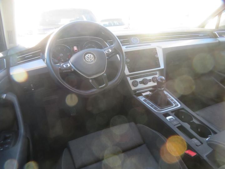 Photo 3 VIN: WVWZZZ3CZJE134431 - VOLKSWAGEN PASSAT 