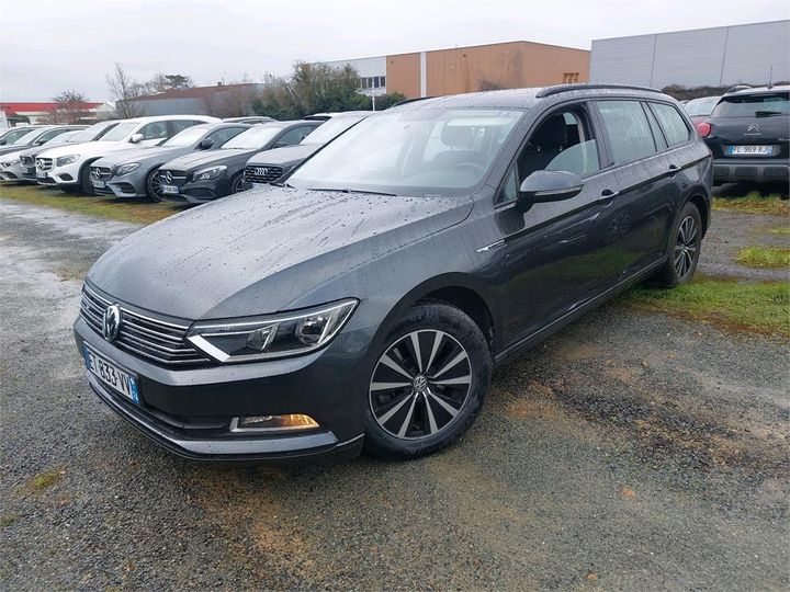 Photo 0 VIN: WVWZZZ3CZJE135313 - VOLKSWAGEN PASSAT 