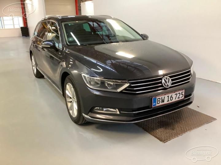 Photo 3 VIN: WVWZZZ3CZJE135844 - VOLKSWAGEN PASSAT 