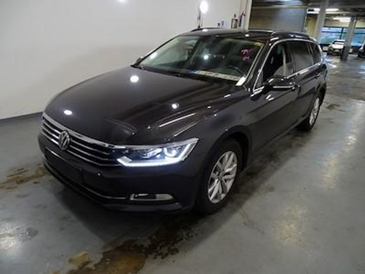 Photo 1 VIN: WVWZZZ3CZJE135973 - VOLKSWAGEN PASSAT 