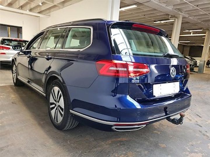 Photo 3 VIN: WVWZZZ3CZJE137758 - VOLKSWAGEN PASSAT 