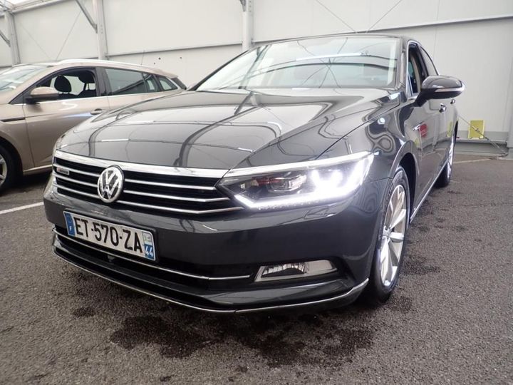 Photo 1 VIN: WVWZZZ3CZJE140977 - VOLKSWAGEN PASSAT 