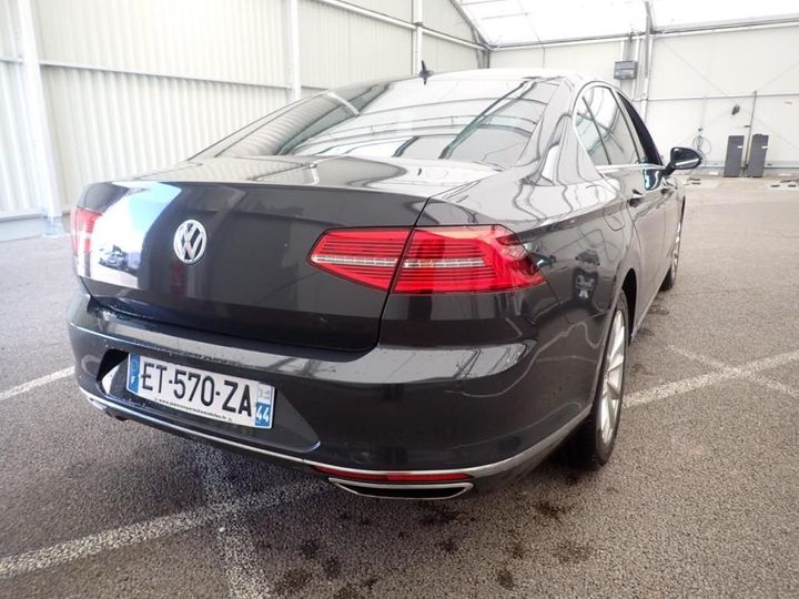 Photo 2 VIN: WVWZZZ3CZJE140977 - VOLKSWAGEN PASSAT 