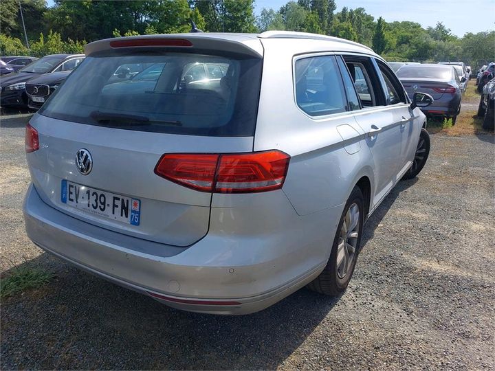 Photo 4 VIN: WVWZZZ3CZJE142457 - VOLKSWAGEN PASSAT SW 