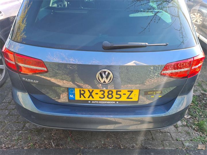 Photo 23 VIN: WVWZZZ3CZJE143382 - VOLKSWAGEN PASSAT 