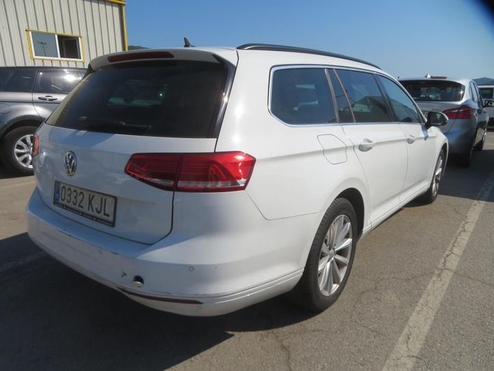 Photo 12 VIN: WVWZZZ3CZJE143999 - VOLKSWAGEN PASSAT 