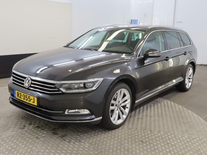 Photo 1 VIN: WVWZZZ3CZJE144986 - VOLKSWAGEN PASSAT 