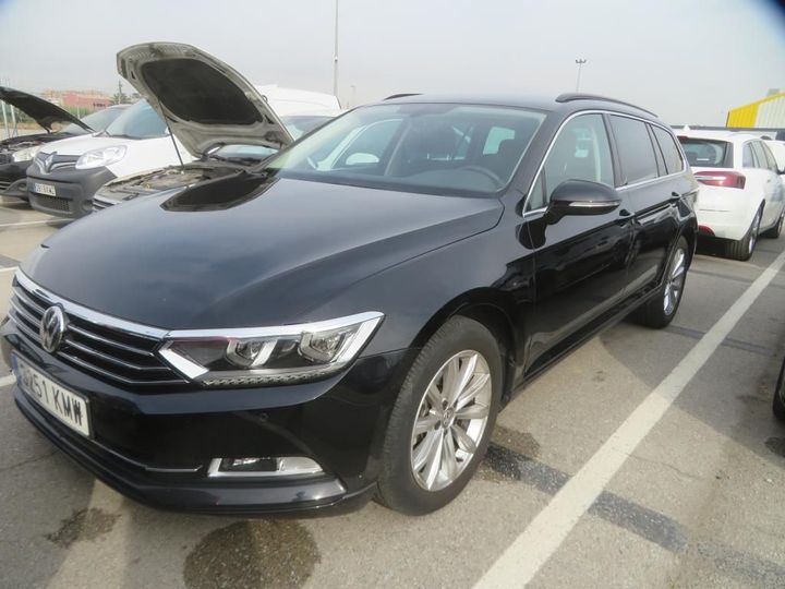 Photo 1 VIN: WVWZZZ3CZJE146347 - VOLKSWAGEN PASSAT 