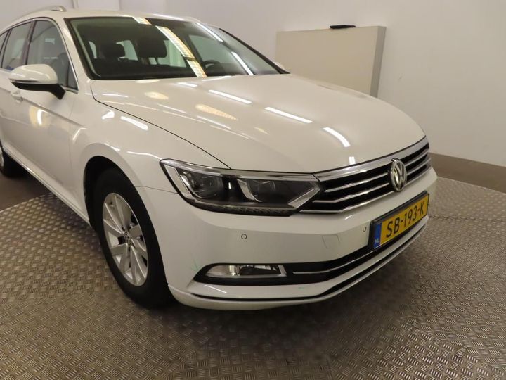 Photo 25 VIN: WVWZZZ3CZJE146684 - VOLKSWAGEN PASSAT 