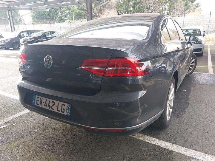 Photo 3 VIN: WVWZZZ3CZJE153597 - VOLKSWAGEN PASSAT 