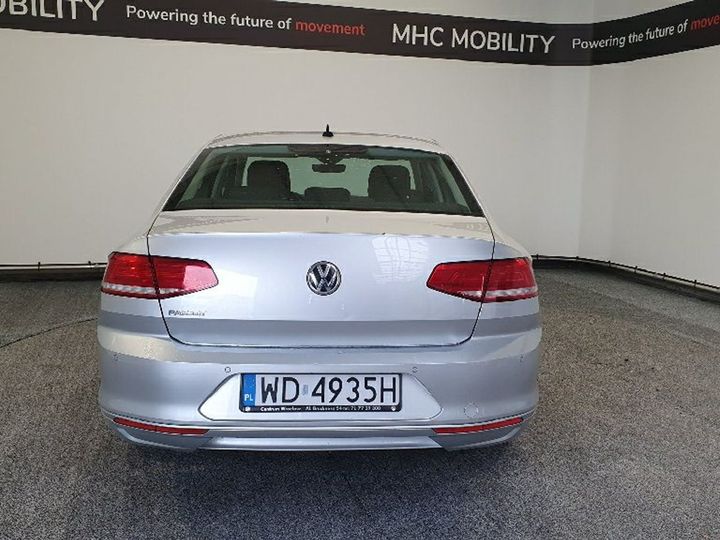 Photo 9 VIN: WVWZZZ3CZJE154042 - VOLKSWAGEN PASSAT 