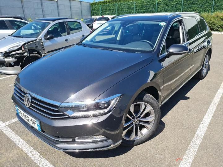 Photo 1 VIN: WVWZZZ3CZJE154176 - VOLKSWAGEN PASSAT 