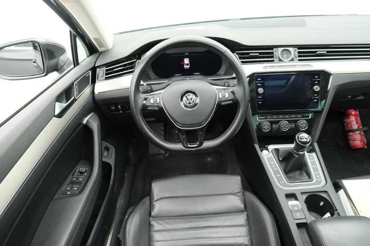 Photo 9 VIN: WVWZZZ3CZJE155262 - VOLKSWAGEN PASSAT 