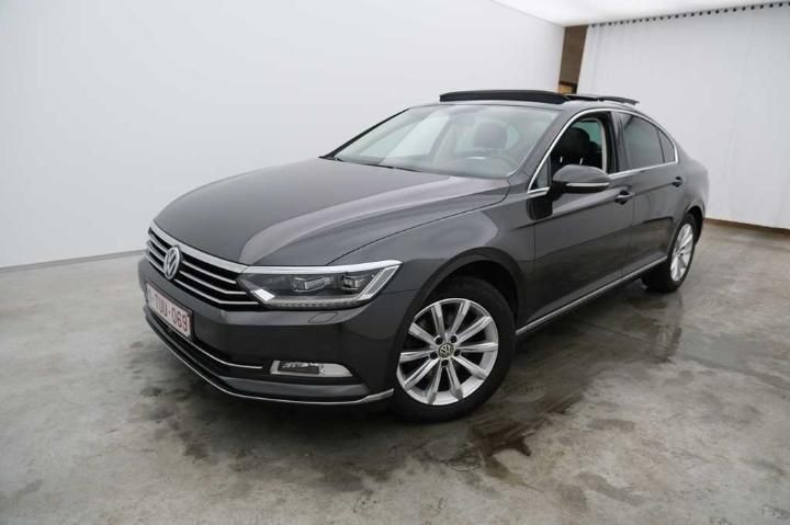 Photo 1 VIN: WVWZZZ3CZJE155262 - VOLKSWAGEN PASSAT &#3914 