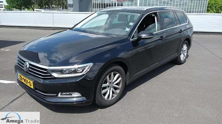 Photo 1 VIN: WVWZZZ3CZJE158952 - VOLKSWAGEN PASSAT 