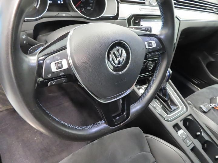 Photo 11 VIN: WVWZZZ3CZJE161285 - VOLKSWAGEN PASSAT 