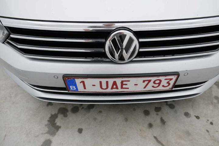 Photo 5 VIN: WVWZZZ3CZJE162858 - VOLKSWAGEN PASSAT 