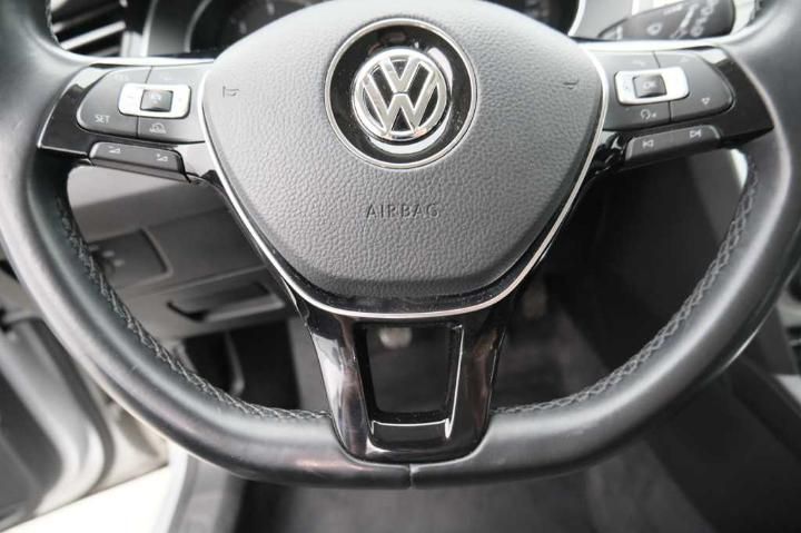 Photo 18 VIN: WVWZZZ3CZJE162858 - VOLKSWAGEN PASSAT 