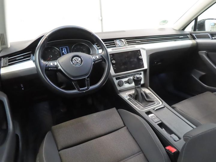 Photo 2 VIN: WVWZZZ3CZJE162883 - VOLKSWAGEN PASSAT VARIANT 