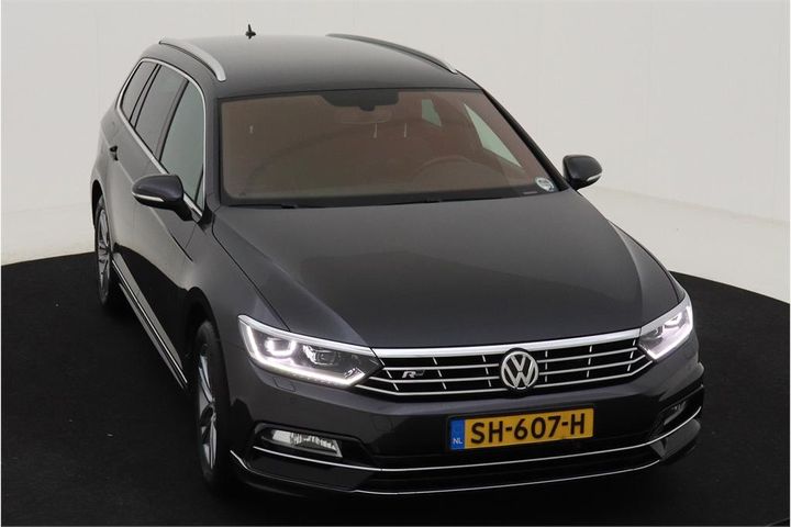 Photo 2 VIN: WVWZZZ3CZJE163377 - VOLKSWAGEN PASSAT 