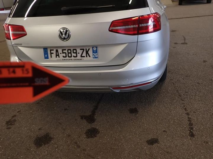 Photo 25 VIN: WVWZZZ3CZJE164125 - VOLKSWAGEN PASSAT 