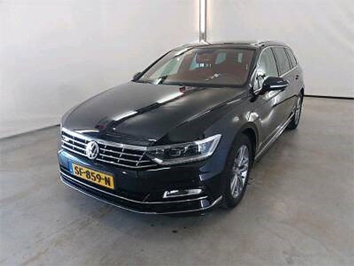 Photo 1 VIN: WVWZZZ3CZJE165888 - VOLKSWAGEN PASSAT 