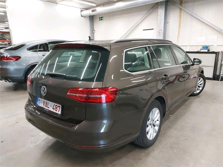 Photo 2 VIN: WVWZZZ3CZJE165931 - VOLKSWAGEN PASSAT 