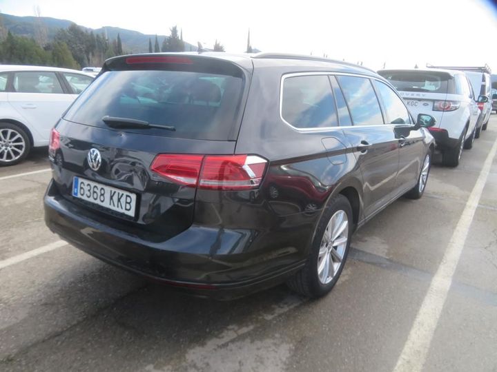 Photo 2 VIN: WVWZZZ3CZJE166630 - VOLKSWAGEN PASSAT 