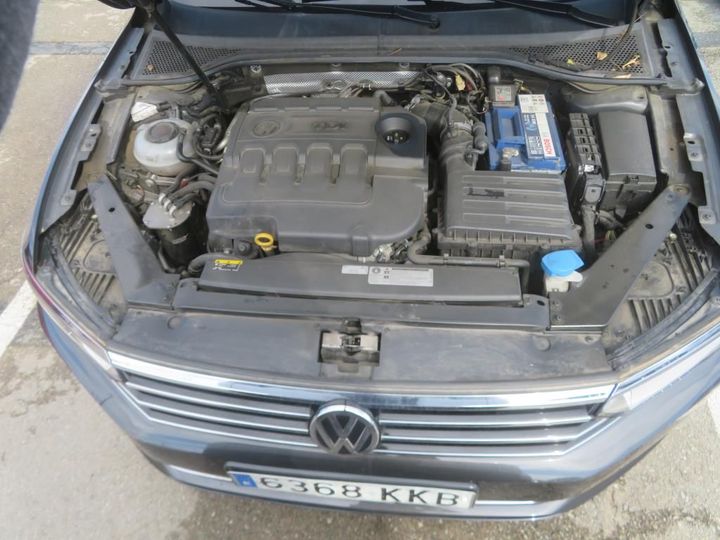 Photo 25 VIN: WVWZZZ3CZJE166630 - VOLKSWAGEN PASSAT 