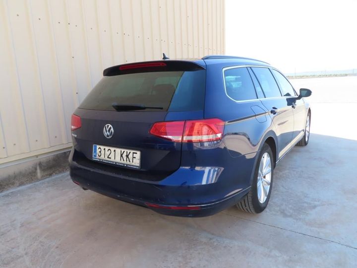 Photo 6 VIN: WVWZZZ3CZJE168281 - VOLKSWAGEN PASSAT 