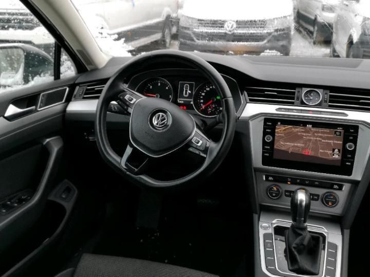 Photo 3 VIN: WVWZZZ3CZJE168291 - VOLKSWAGEN PASSAT SW 