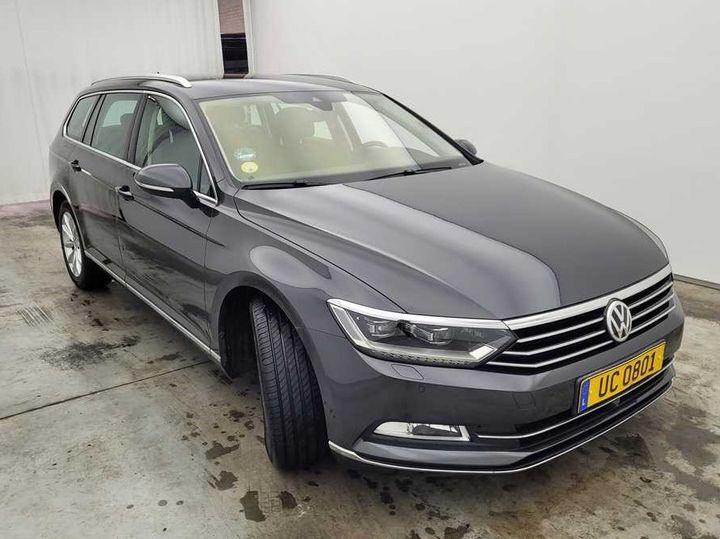 Photo 1 VIN: WVWZZZ3CZJE168574 - VOLKSWAGEN PASSAT 