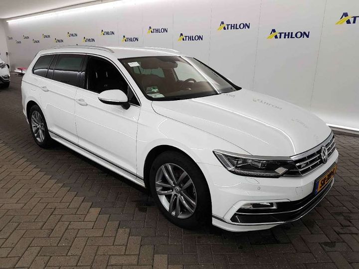 Photo 2 VIN: WVWZZZ3CZJE168800 - VOLKSWAGEN PASSAT 