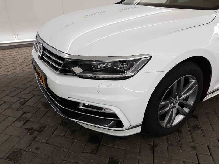 Photo 22 VIN: WVWZZZ3CZJE168800 - VOLKSWAGEN PASSAT 