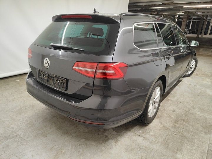 Photo 1 VIN: WVWZZZ3CZJE168875 - VOLKSWAGEN PASSAT 