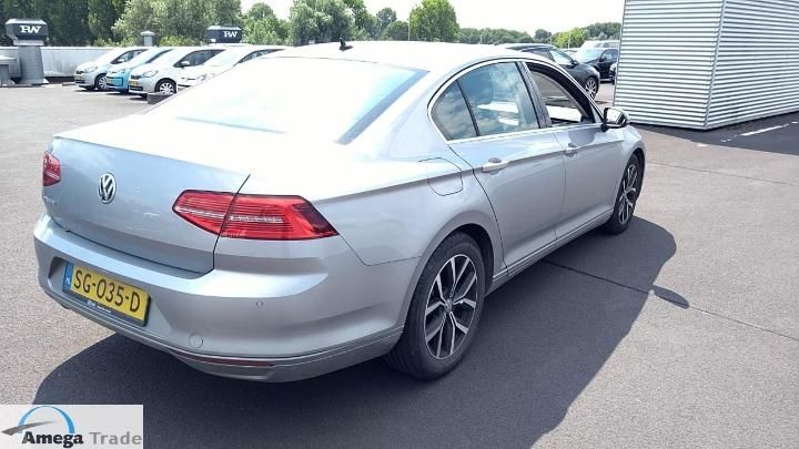 Photo 4 VIN: WVWZZZ3CZJE172565 - VOLKSWAGEN PASSAT 