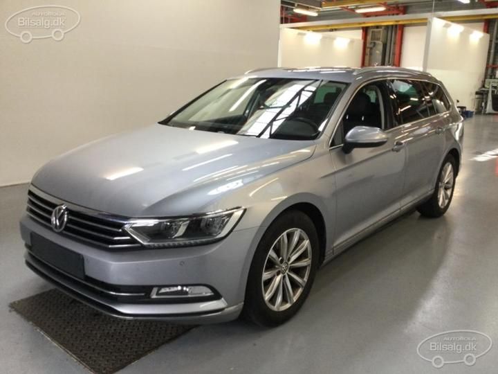 Photo 1 VIN: WVWZZZ3CZJE172809 - VOLKSWAGEN PASSAT 